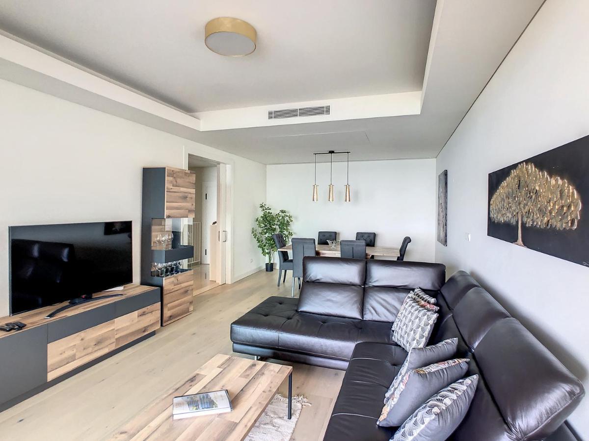 Over The Cliff Apartment By Lovelystay Φουνκάλ Εξωτερικό φωτογραφία