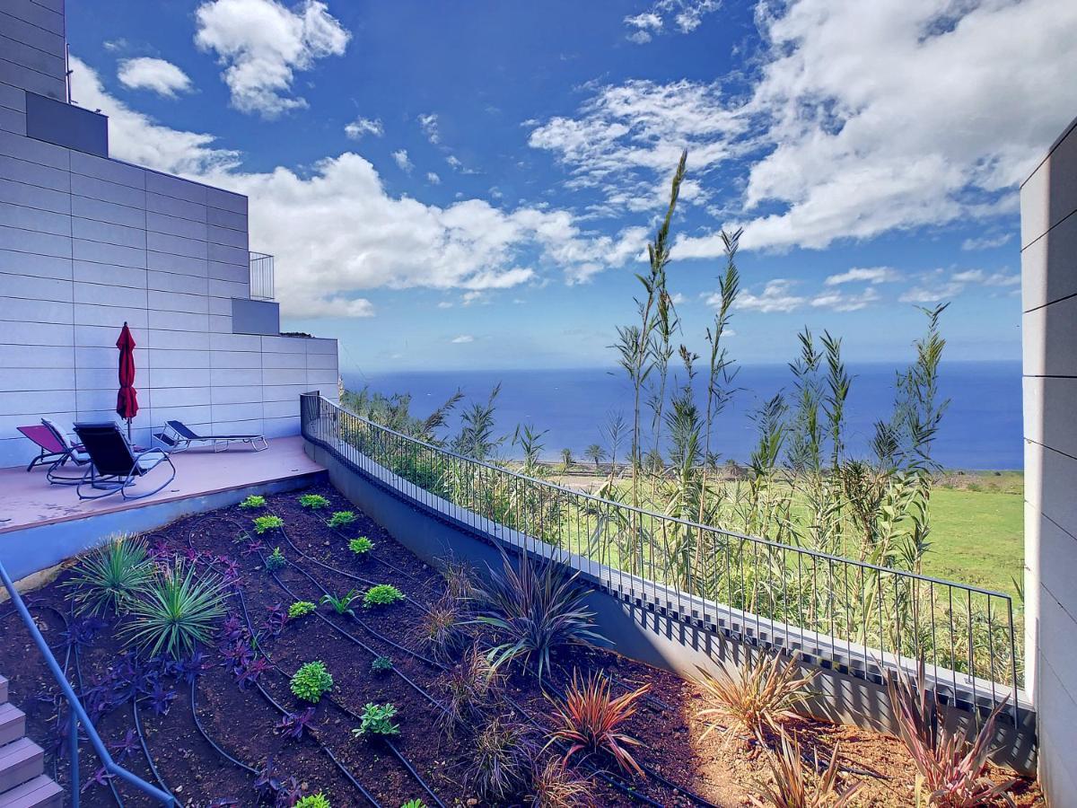 Over The Cliff Apartment By Lovelystay Φουνκάλ Εξωτερικό φωτογραφία